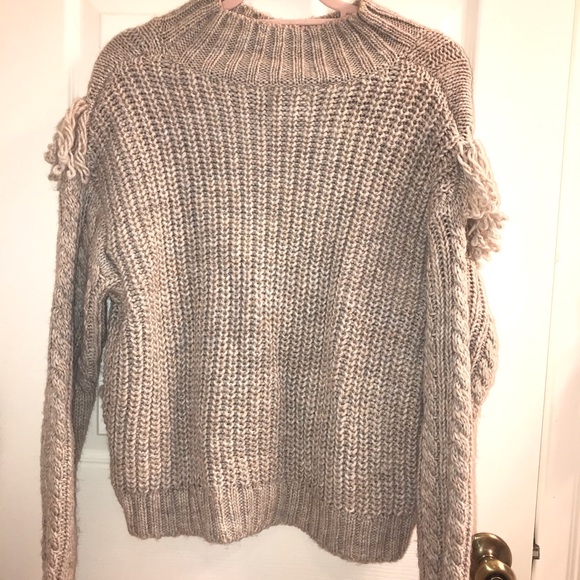 Cable fringe sweater - Picture 3 of 3